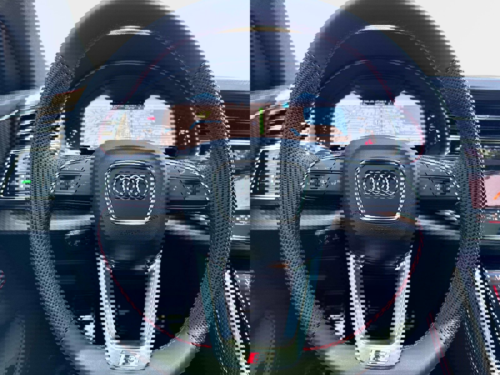 New 2026 Audi SQ8 Prestige AWD/4WD image 23