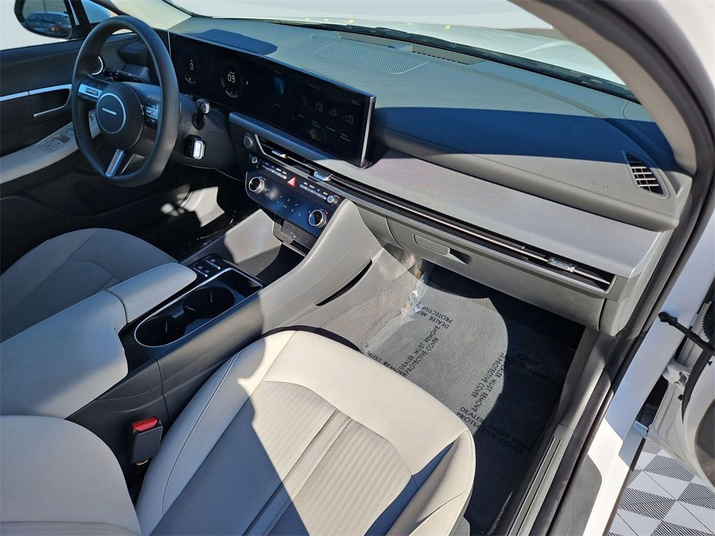 Used 2025 Hyundai Sonata SEL image 28