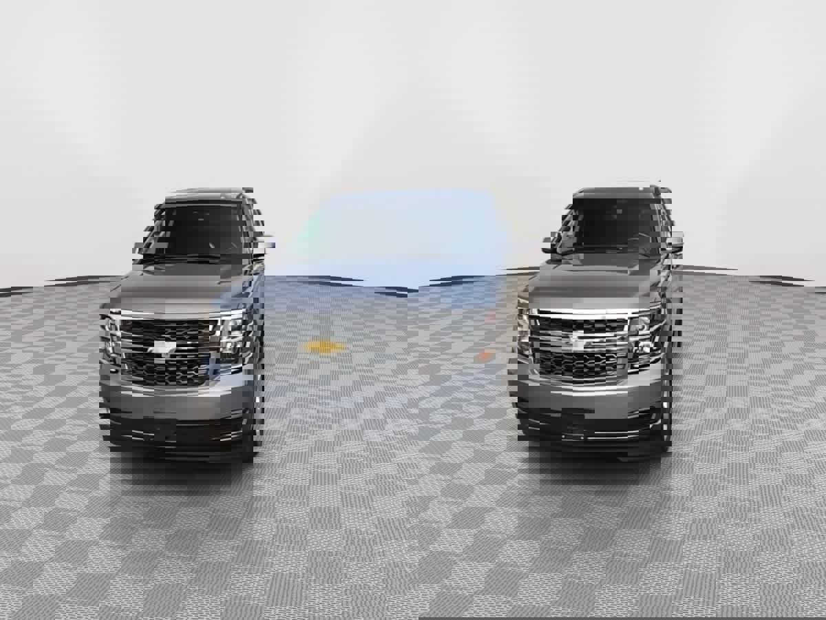 Used 2018 Chevrolet Suburban LS w/ Enhanced Driver Alert Package image 4