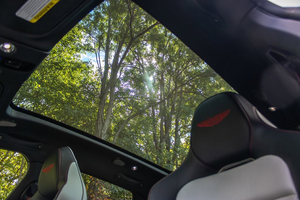 Used 2025 Aston Martin DBX 707 image 29