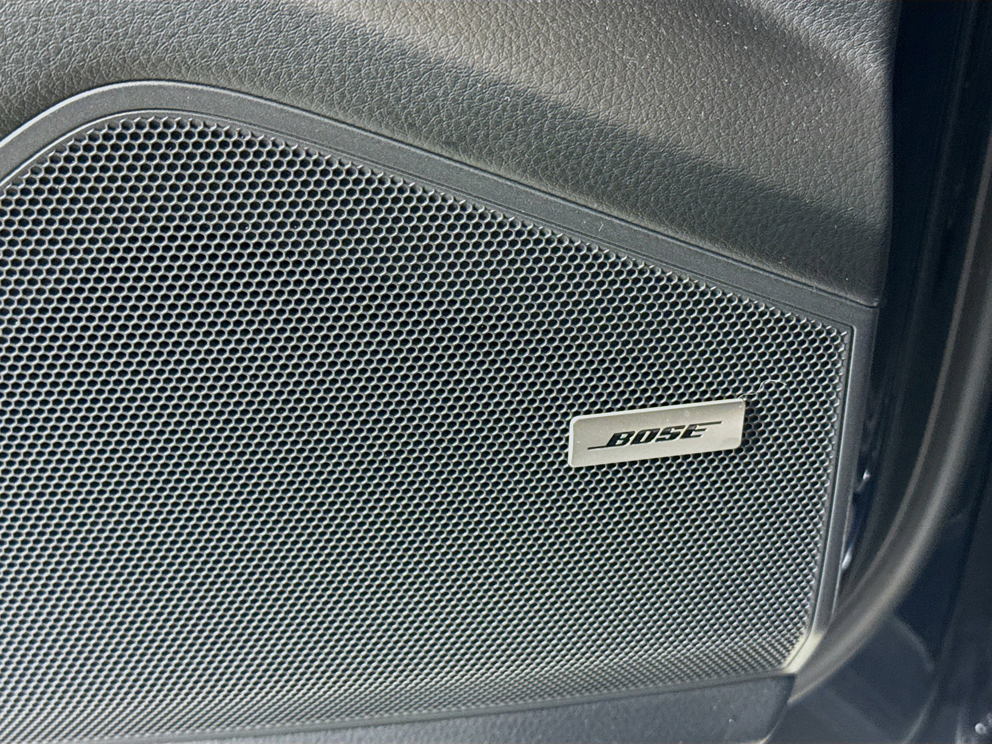 Used 2023 Porsche Cayenne image 21