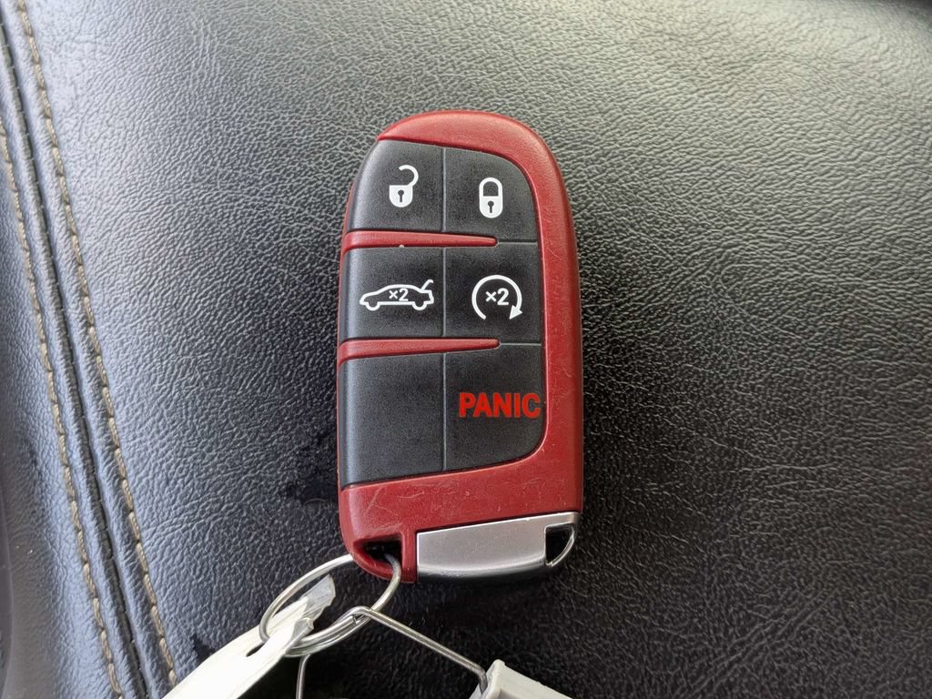 Used 2022 Dodge Challenger SRT Hellcat RWD image 30