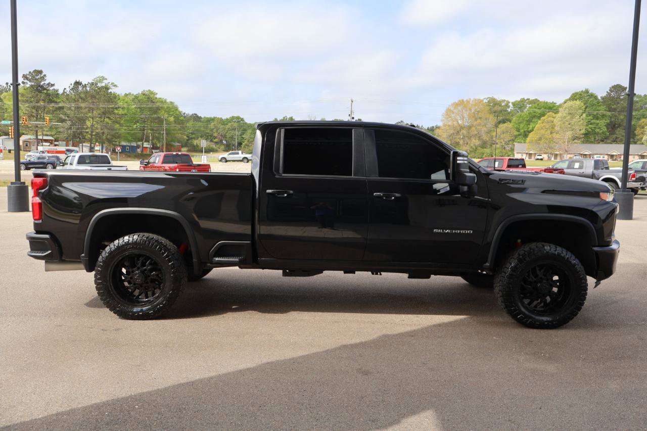 Used 2021 Chevrolet Silverado 2500 LTZ w/ Carhartt Edition image 4