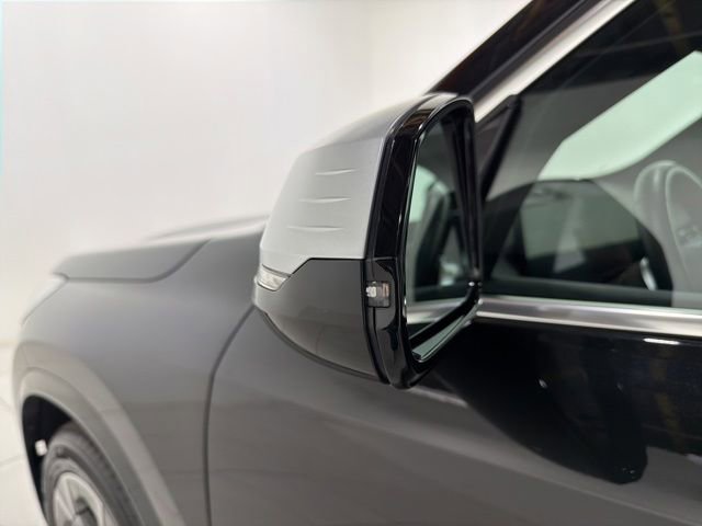 Certified 2023 BMW X1 xDrive28i w/ Convenience Package AWD/4WD image 9