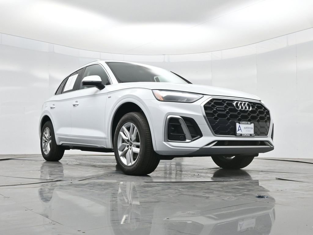 Used 2023 Audi Q5 2.0T Premium w/ Convenience Package AWD/4WD image 46