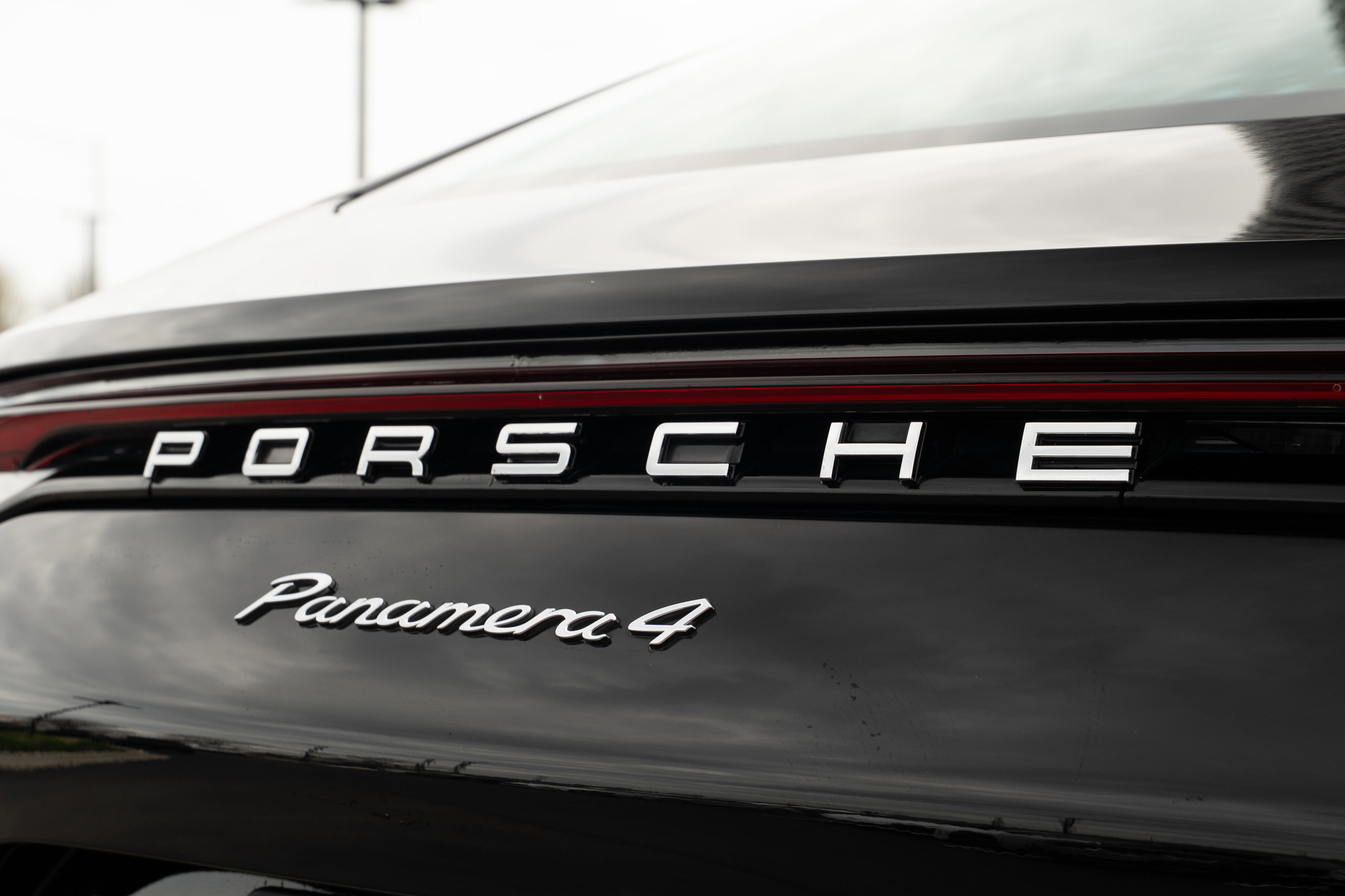 Used 2023 Porsche Panamera 4 image 48