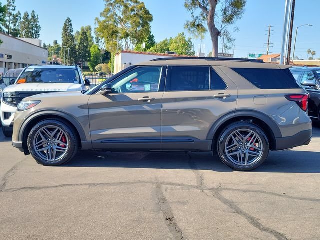 Used 2026 Ford Explorer ST w/ Sun And Sound Package AWD/4WD image 31