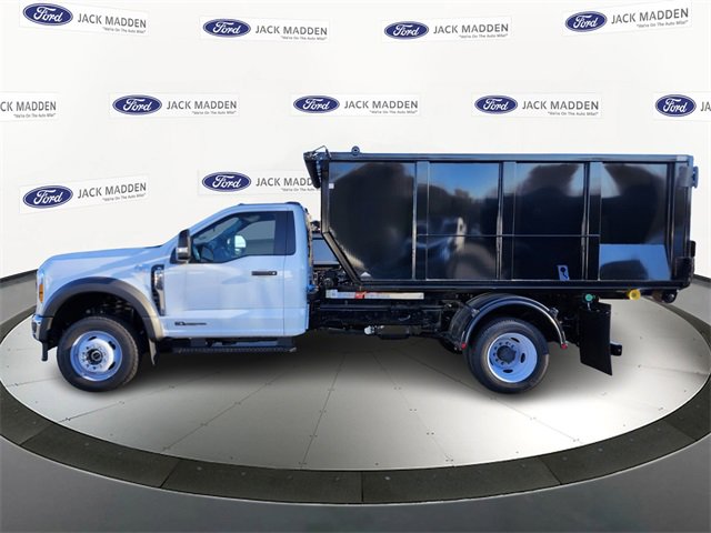 New 2024 Ford F550 4x4 Regular Cab Super Duty image 2
