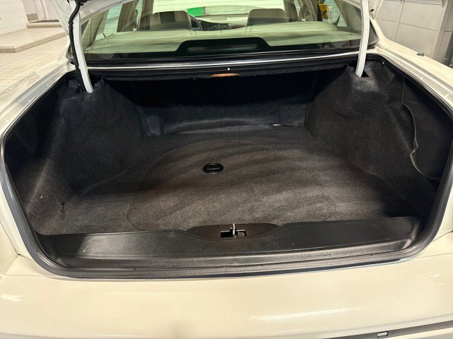 Used 1998 Cadillac De Ville Sedan image 23