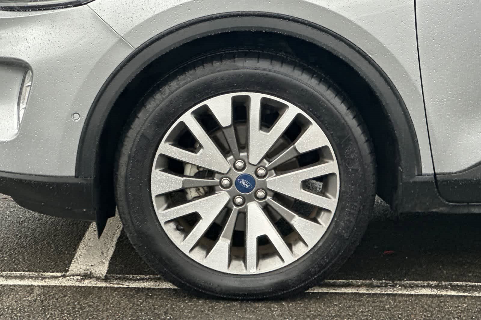 Certified 2021 Ford Escape Titanium w/ Class II Trailer Tow Package image 27