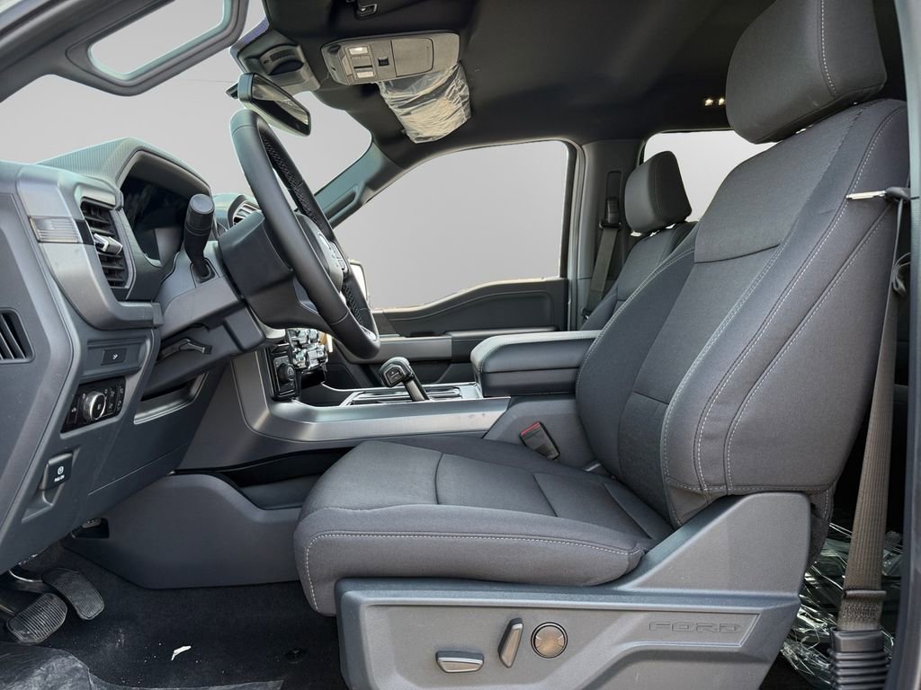 New 2026 Ford F150 XLT w/ Equipment Group 302A MID image 9