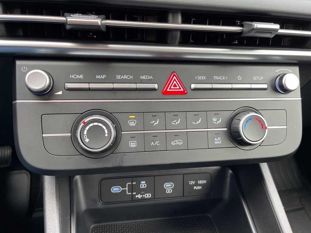 Certified 2026 Hyundai Tucson SE image 15