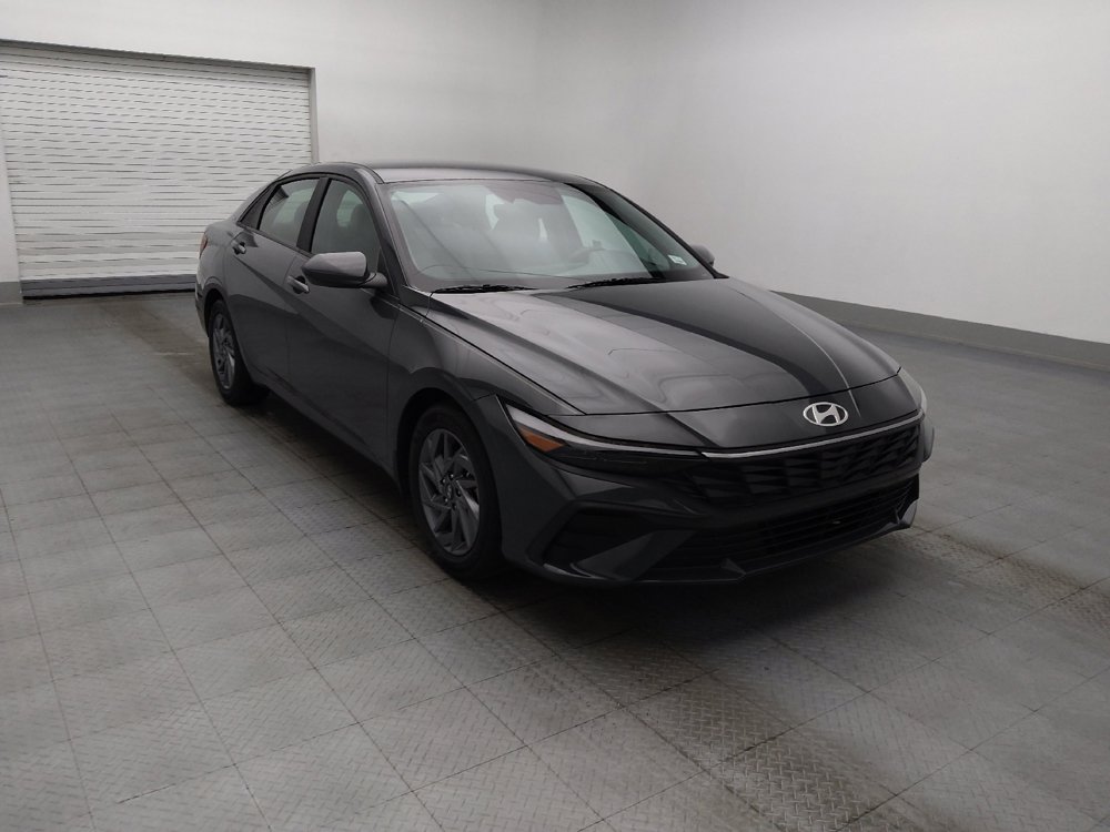 Used 2024 Hyundai Elantra SEL FWD image 13