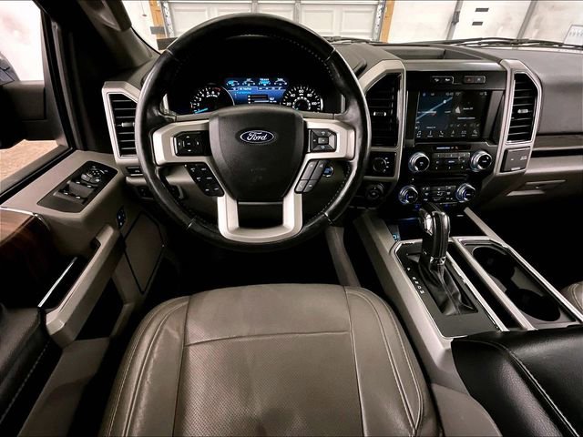 Used 2017 Ford F150 Lariat w/ Equipment Group 502A Luxury AWD/4WD image 5