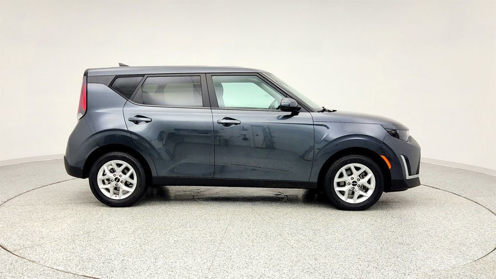 Used 2024 Kia Soul LX w/ Option Group 015 image 4