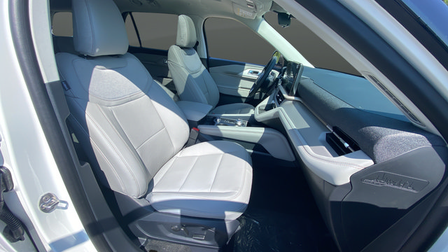 New 2026 Ford Explorer Active w/ Active Comfort Package AWD/4WD image 25
