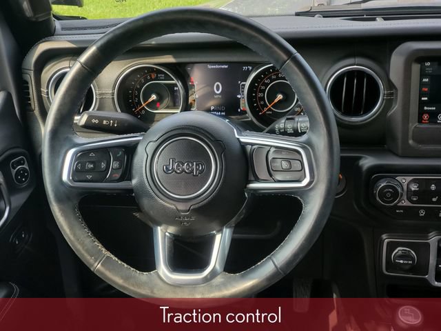 Used 2018 Jeep Wrangler Unlimited Sahara w/ Cold Weather Group AWD/4WD image 28