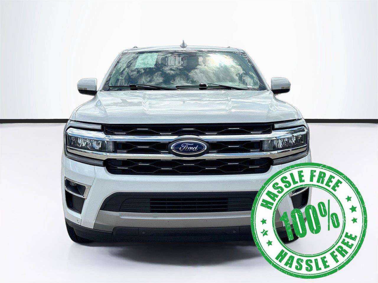 Used 2024 Ford Expedition Max Limited AWD/4WD image 2