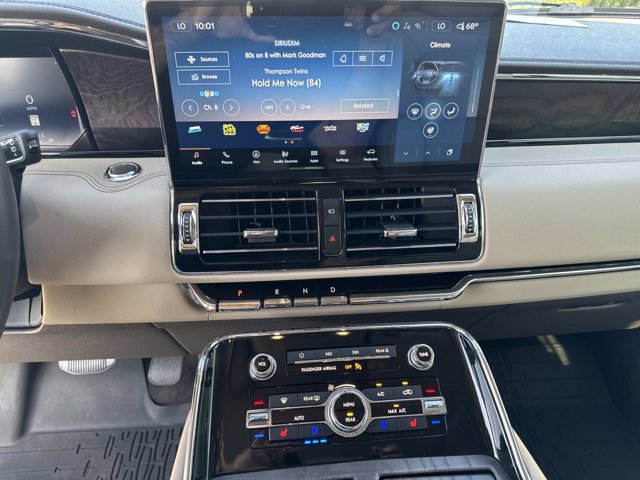 Certified 2024 Lincoln Navigator Reserve image 33