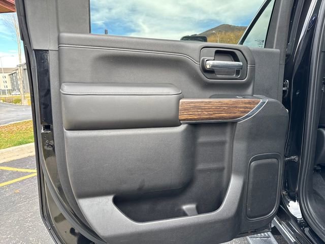 Used 2020 Chevrolet Silverado 2500 High Country w/ Z71 Off-Road Package AWD/4WD image 27