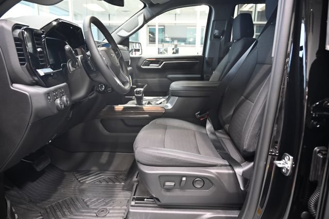 New 2026 Chevrolet Silverado 1500 RST AWD/4WD image 12
