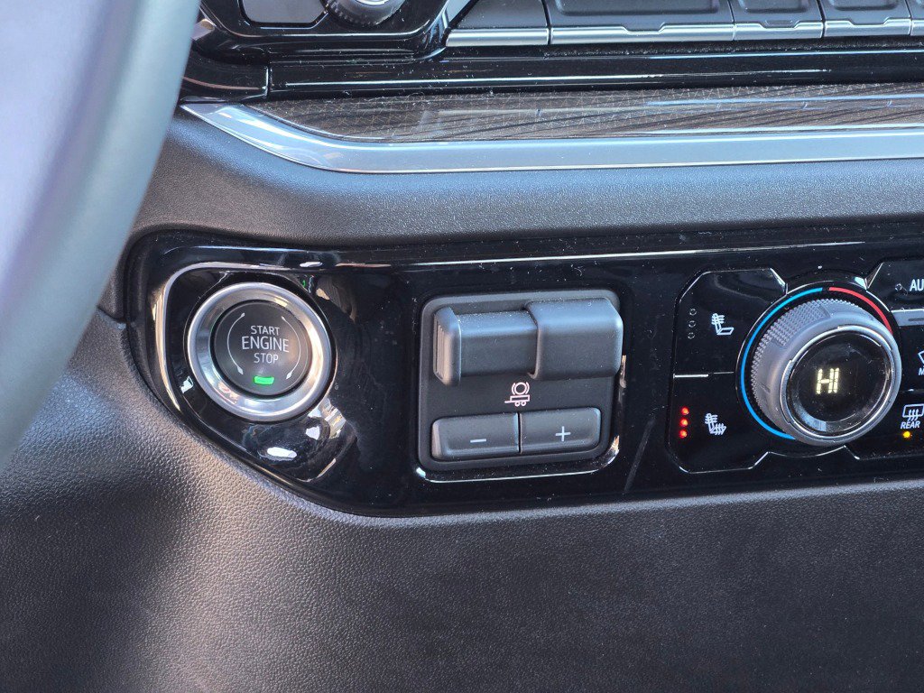 Certified 2025 Chevrolet Silverado 2500 LT w/ Convenience Package image 27