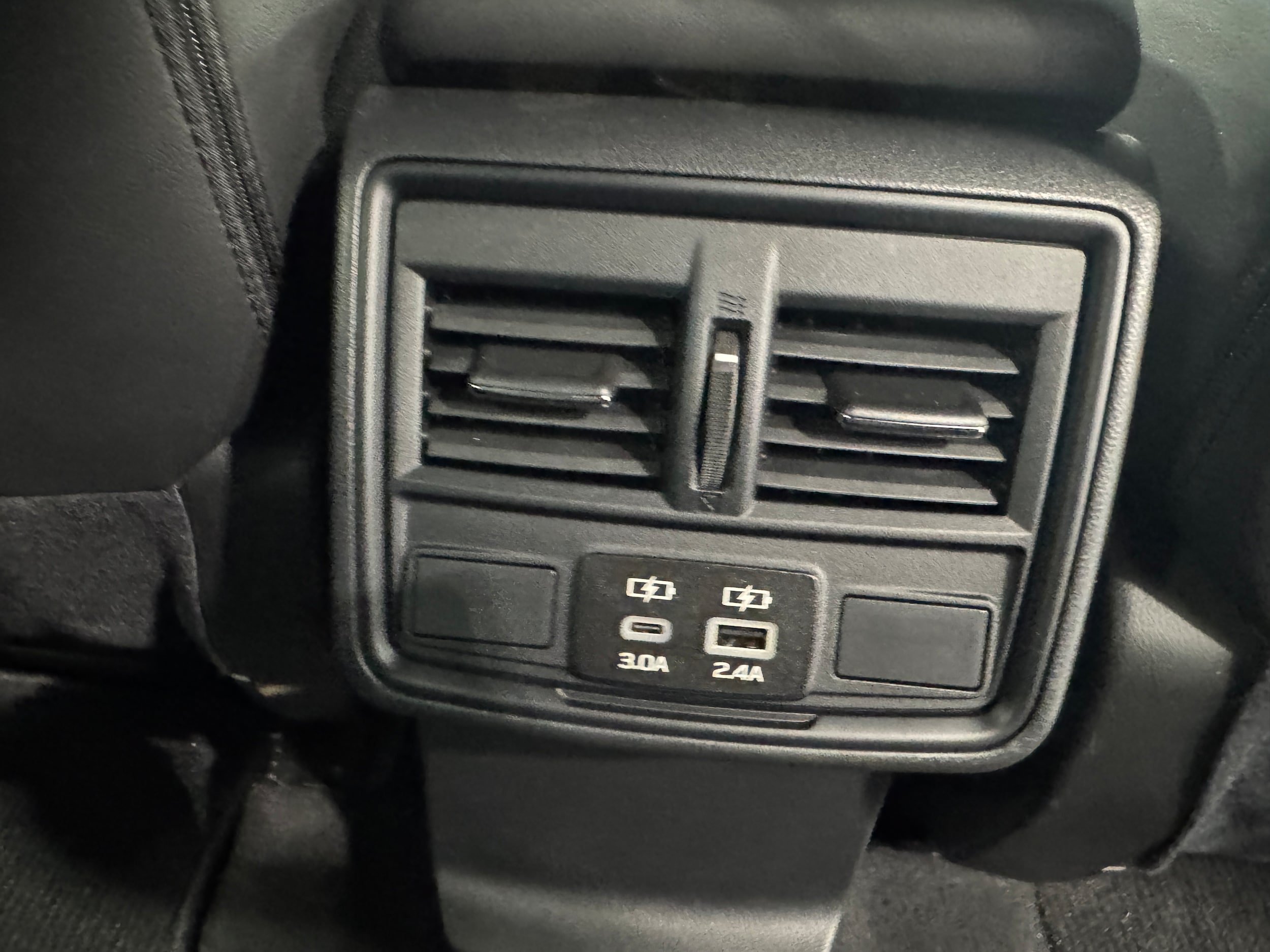 Used 2025 Subaru Forester Premium AWD/4WD image 12