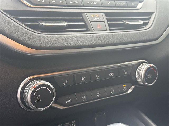 Used 2021 Nissan Altima 2.5 SR w/ SR Premium Package image 18