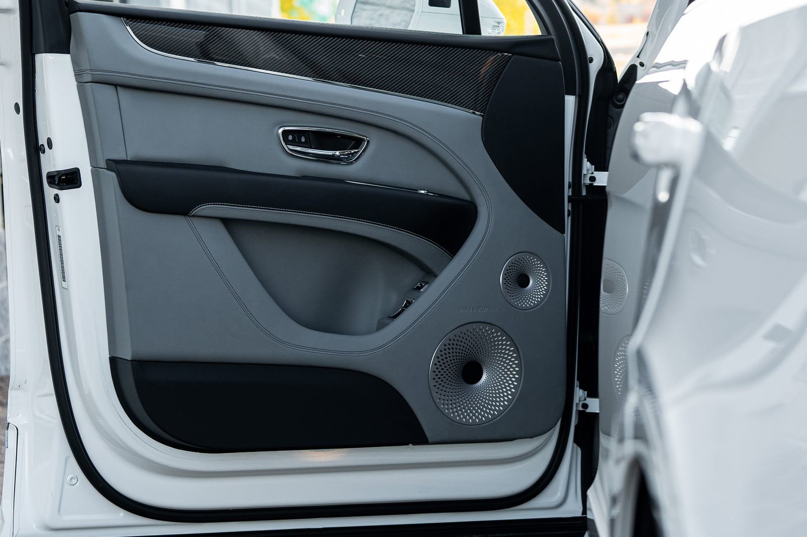 Certified 2025 Bentley Bentayga image 16