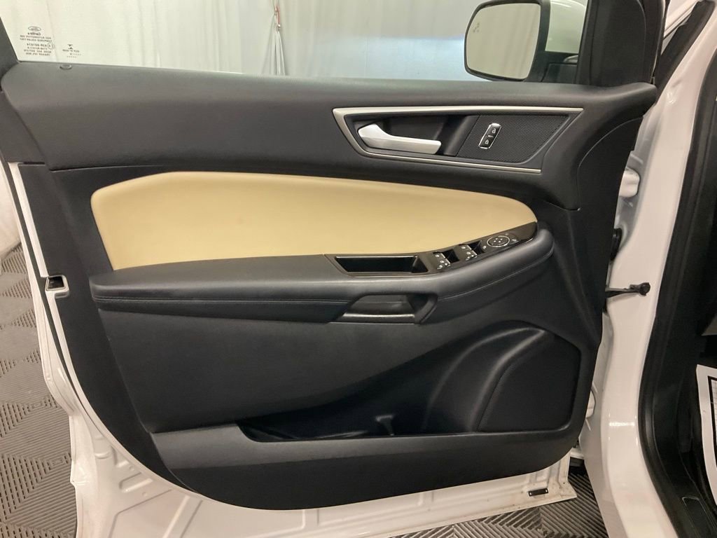 Used 2019 Ford Edge SEL w/ Equipment Group 201A AWD/4WD image 10