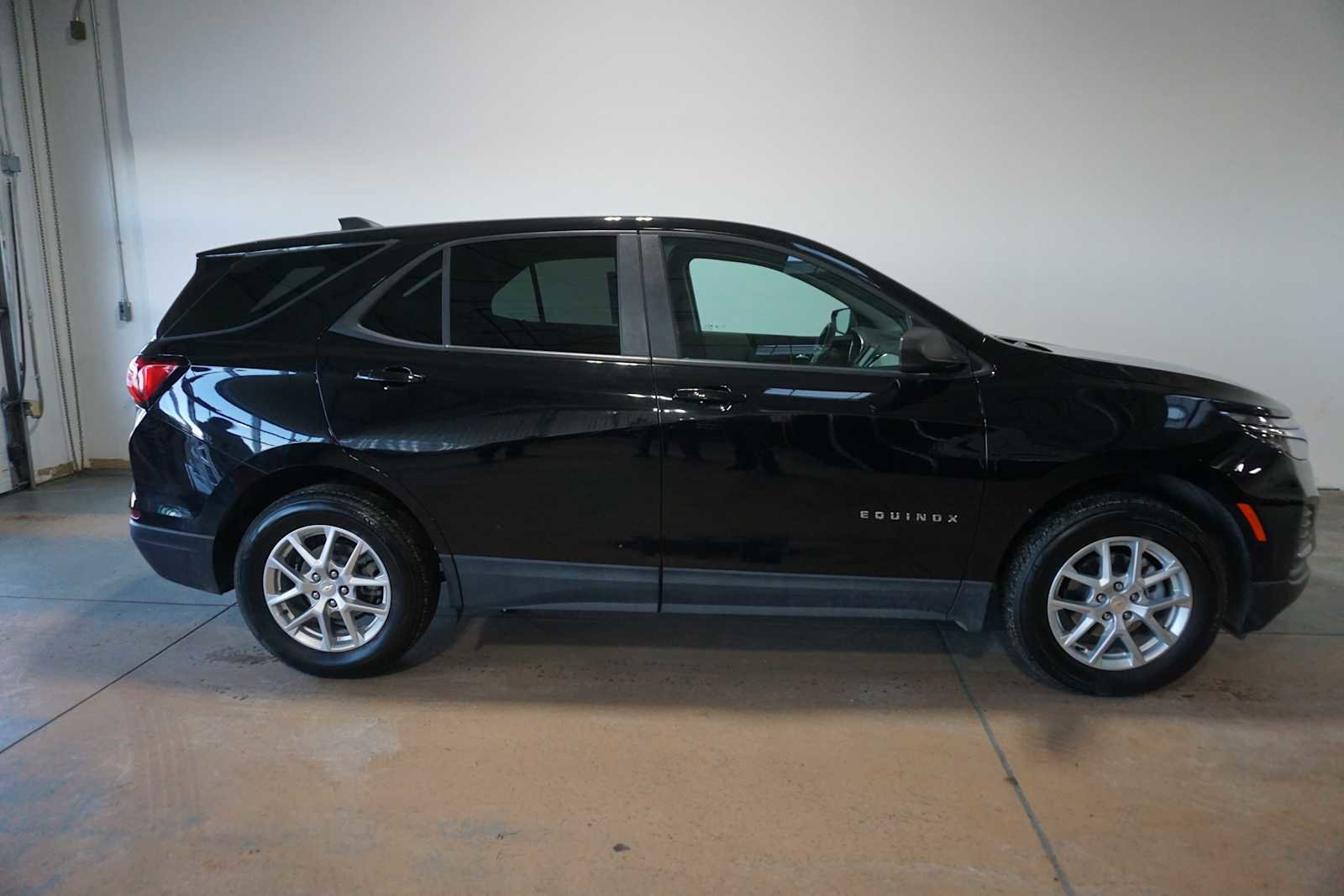 Certified 2024 Chevrolet Equinox LS w/ LS Convenience Package image 5