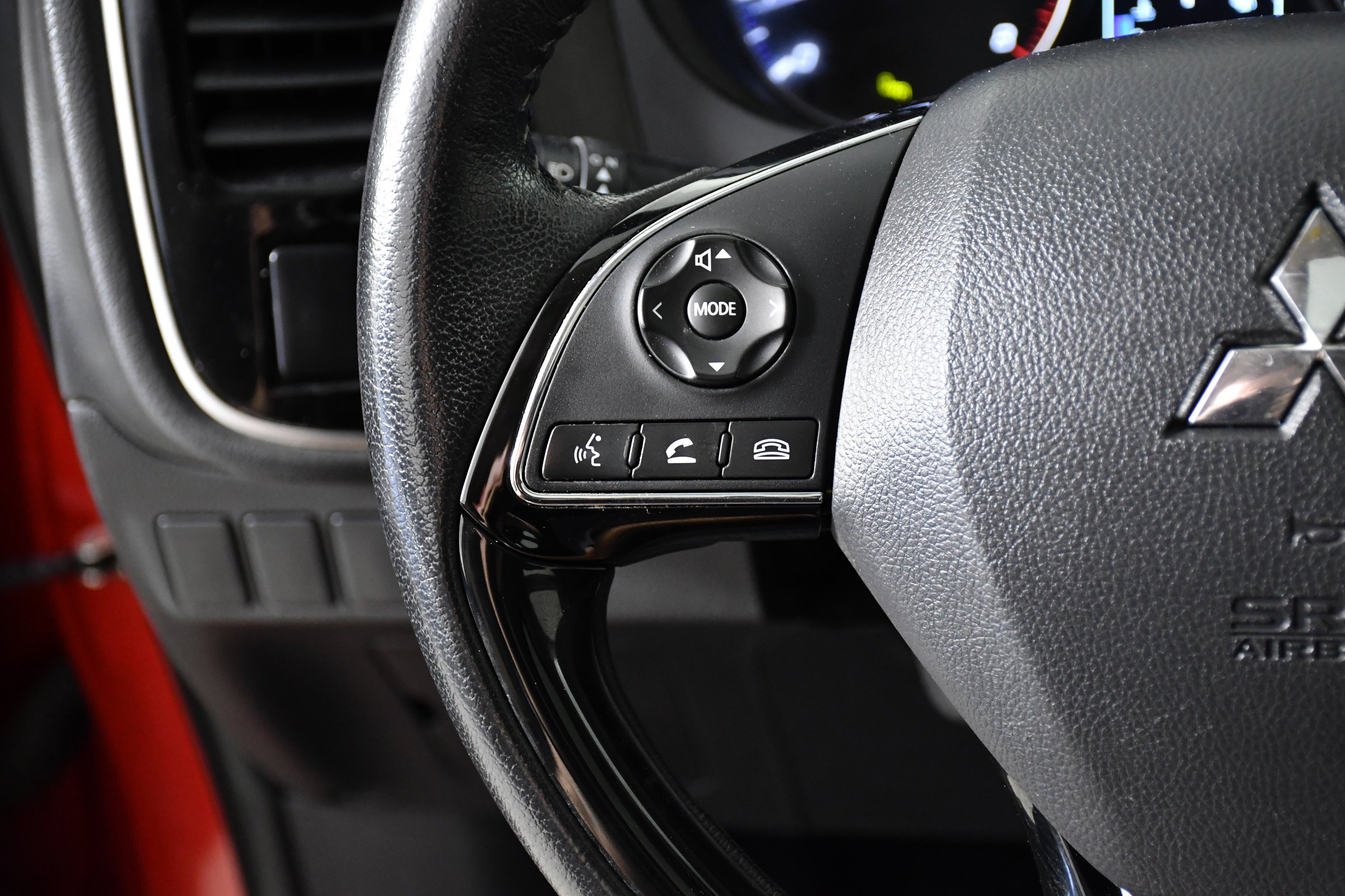 Used 2019 Mitsubishi Outlander LE image 11