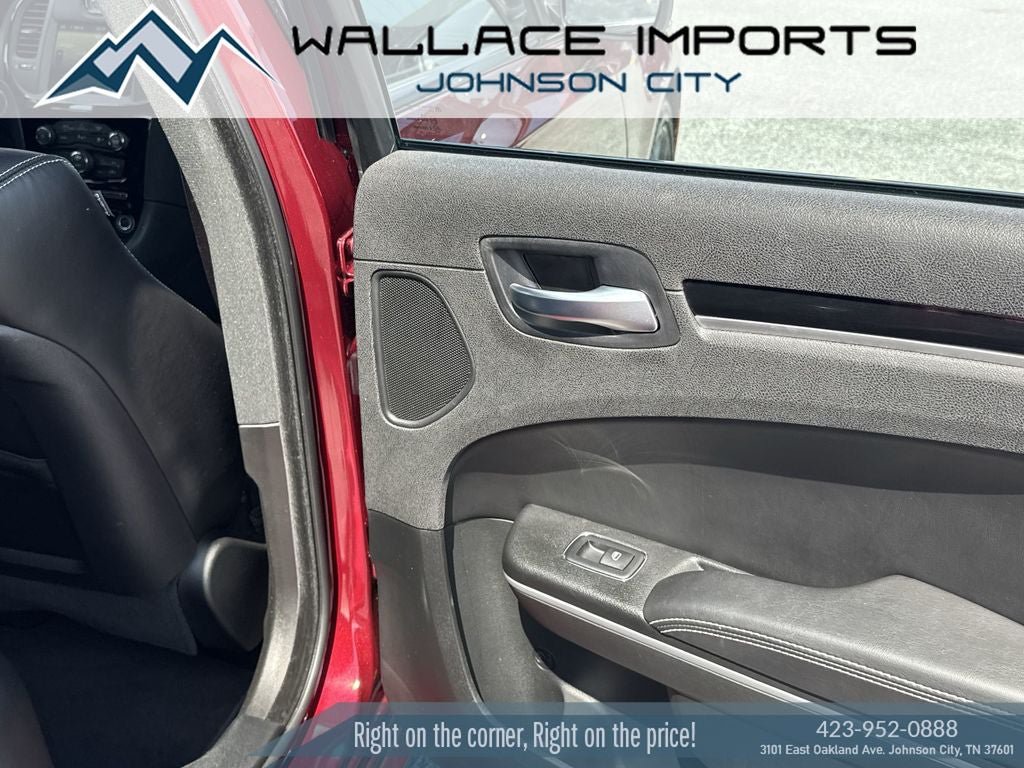 Used 2023 Chrysler 300 S w/ Comfort Group RWD image 41