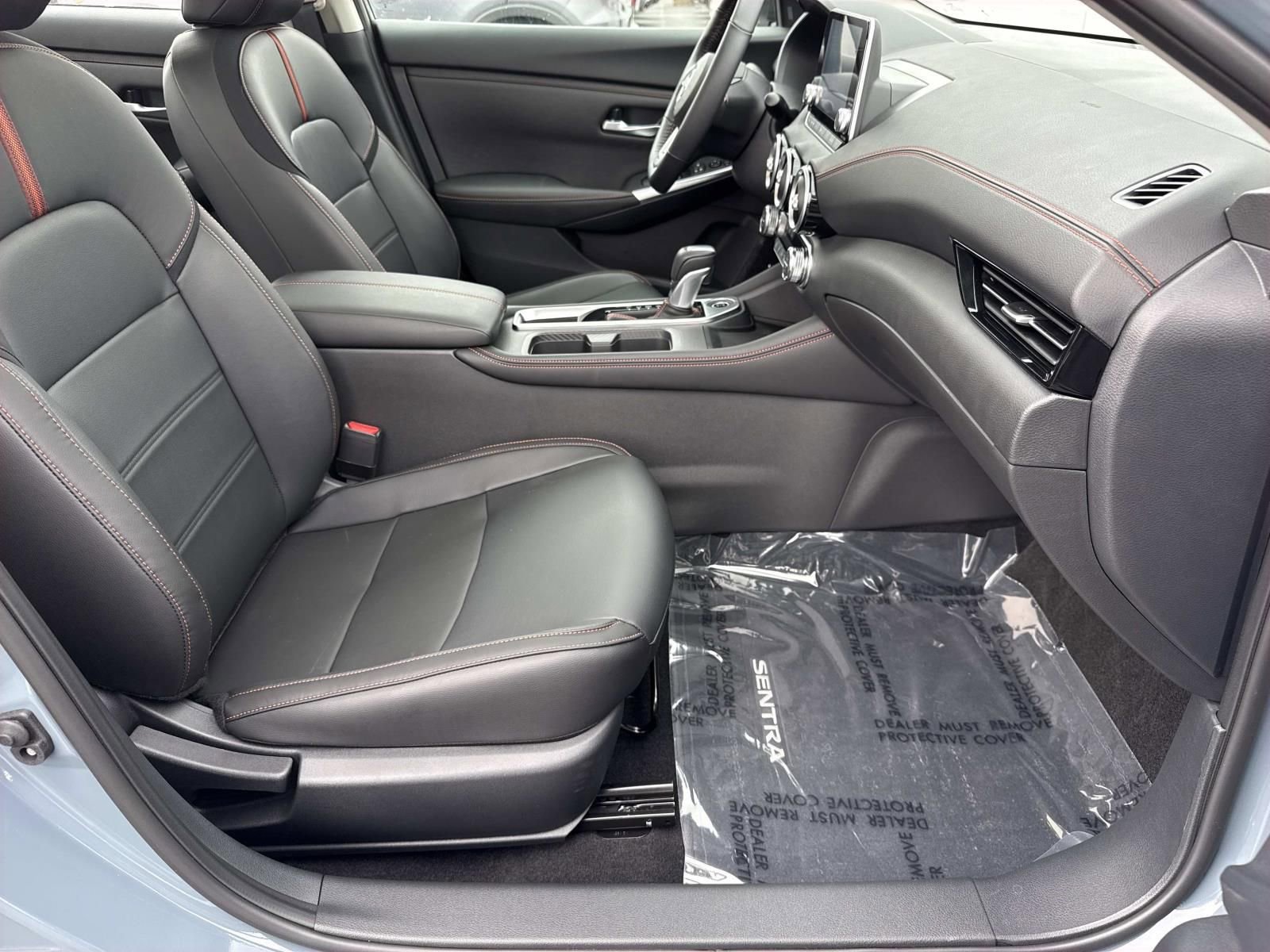 Used 2025 Nissan Sentra SR w/ SR Premium Package FWD image 26
