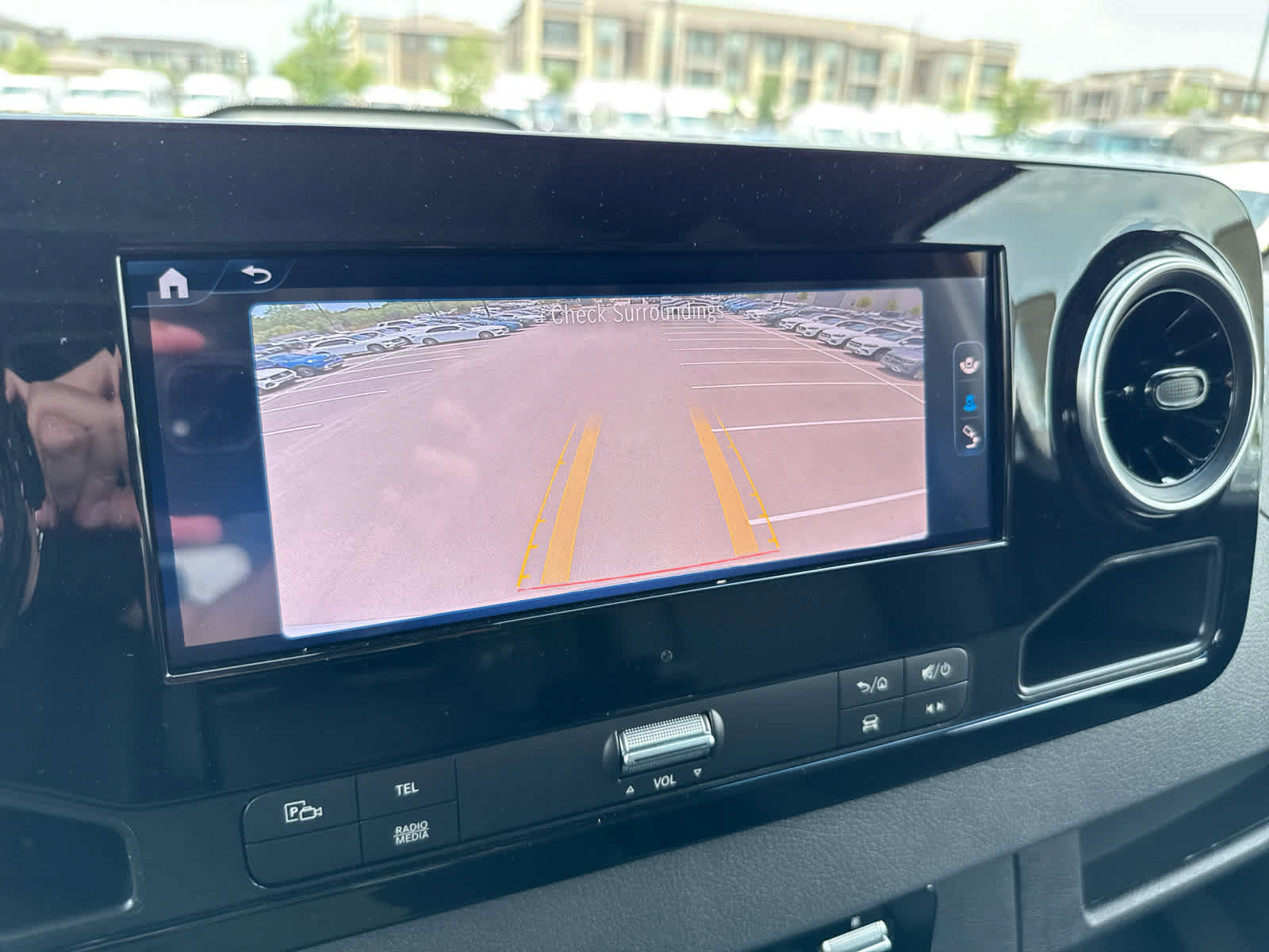 Used 2025 Mercedes-Benz Sprinter 2500 image 22