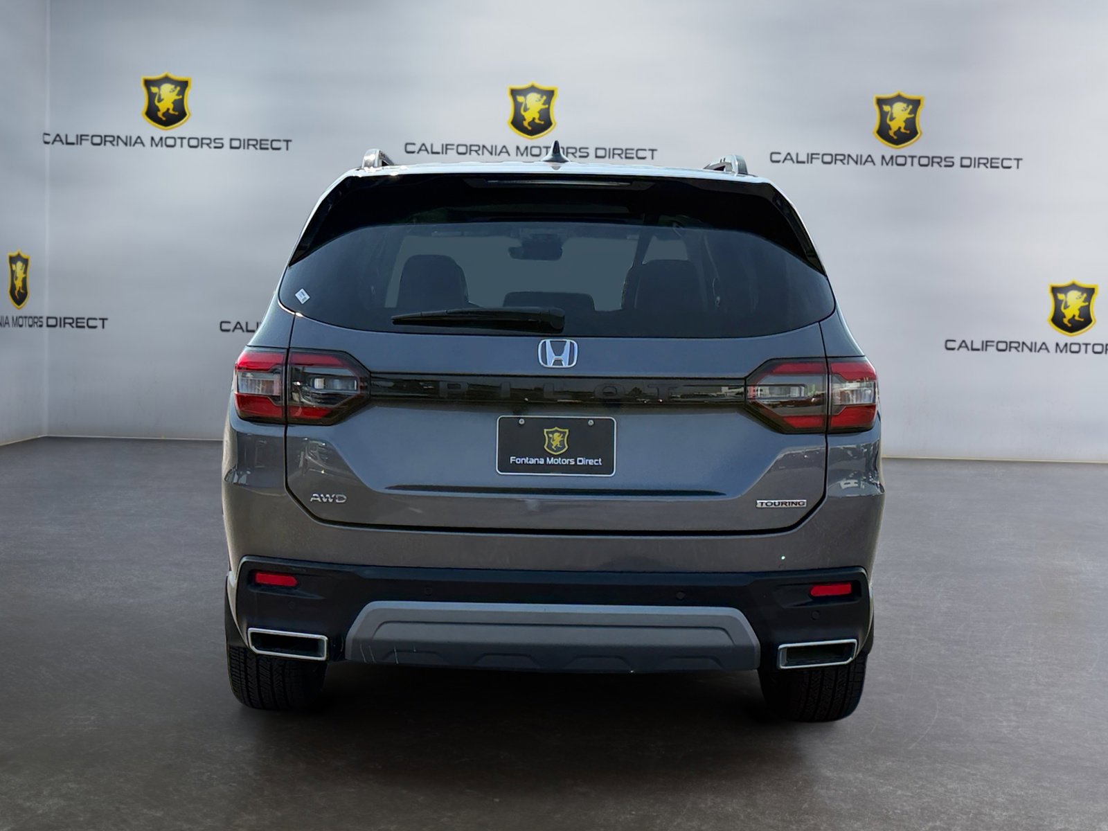 Used 2024 Honda Pilot Touring image 4