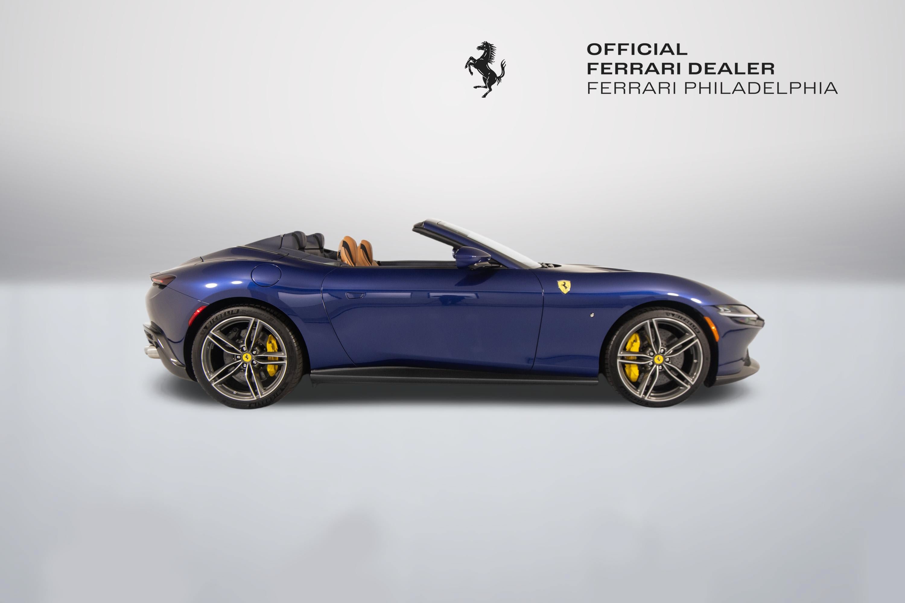 Certified 2025 Ferrari Roma Spider RWD image 9