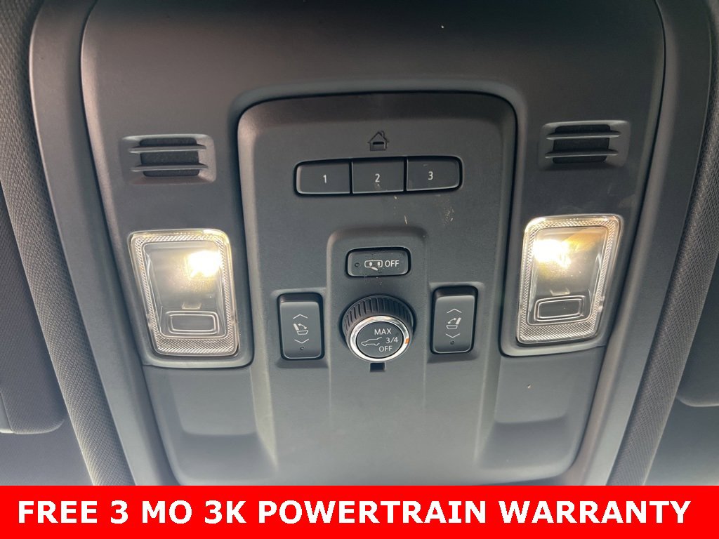 Used 2022 GMC Yukon XL SLT image 18