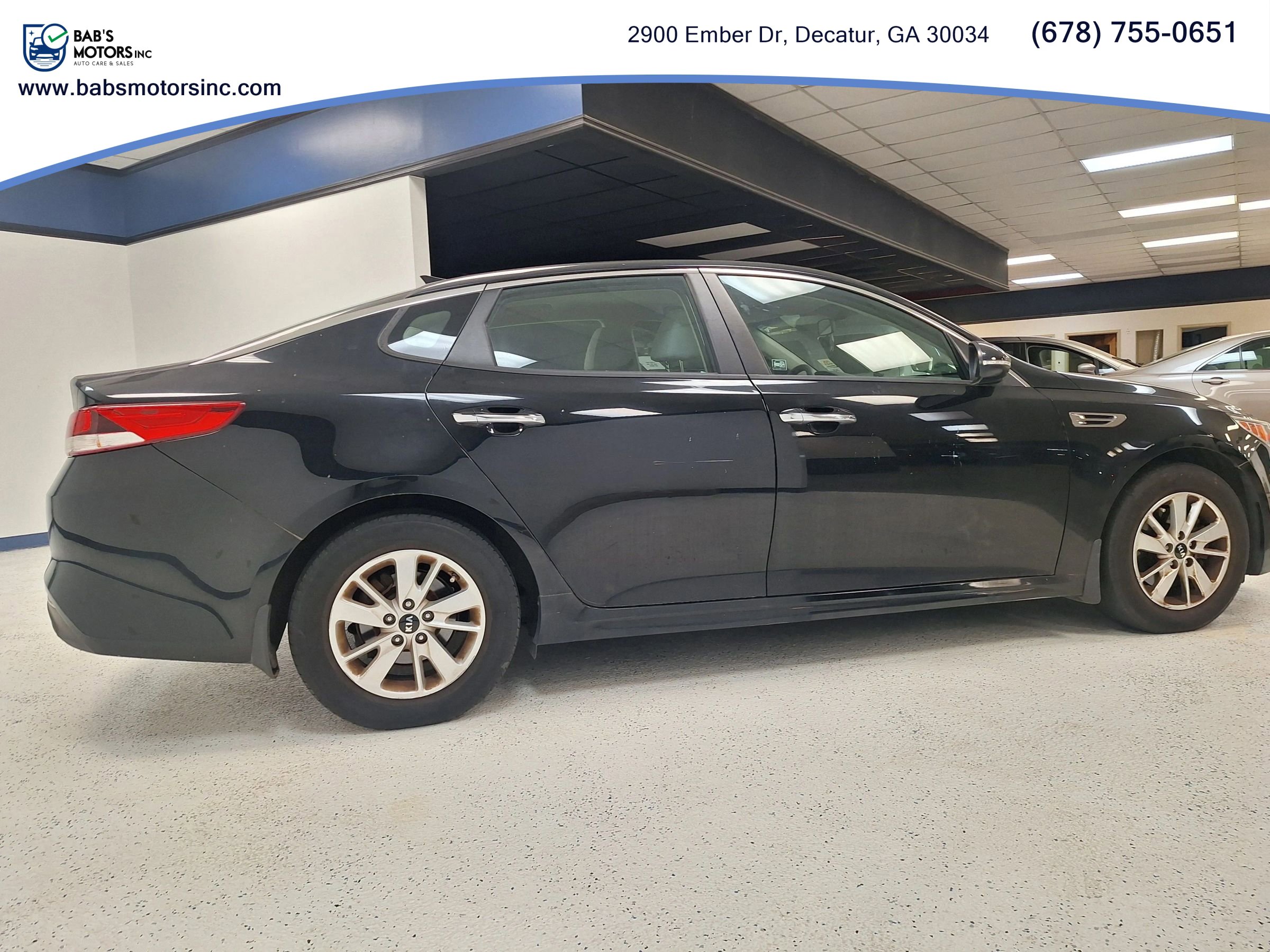 Used 2017 Kia Optima LX w/ Convenience Plus Package FWD image 4