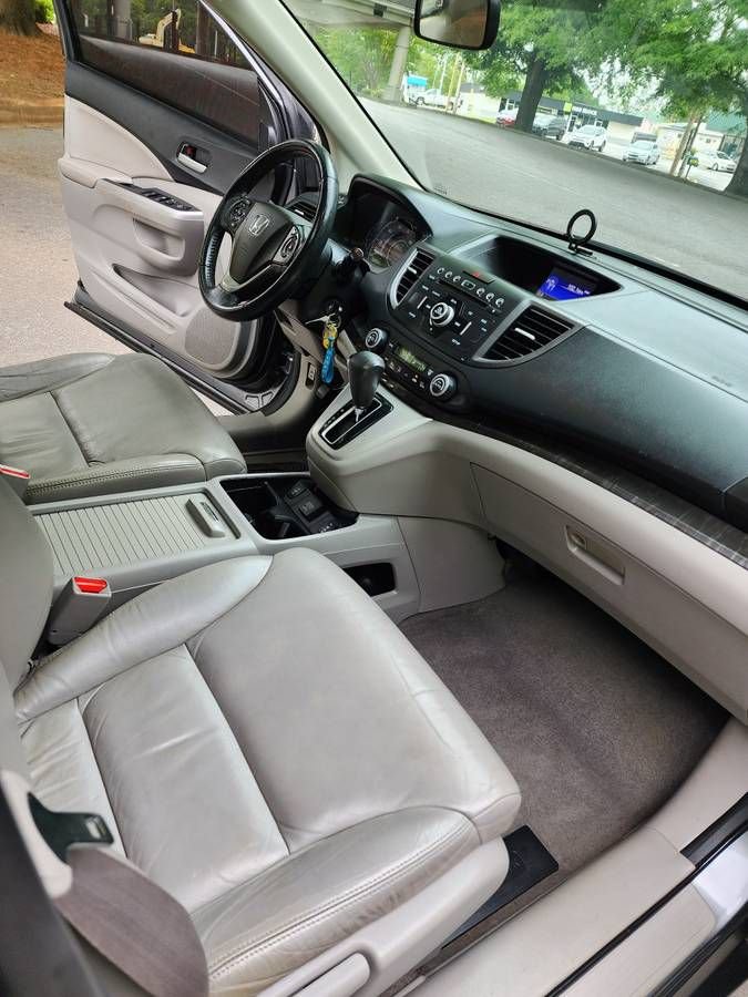 Used 2014 Honda CR-V EX-L image 17