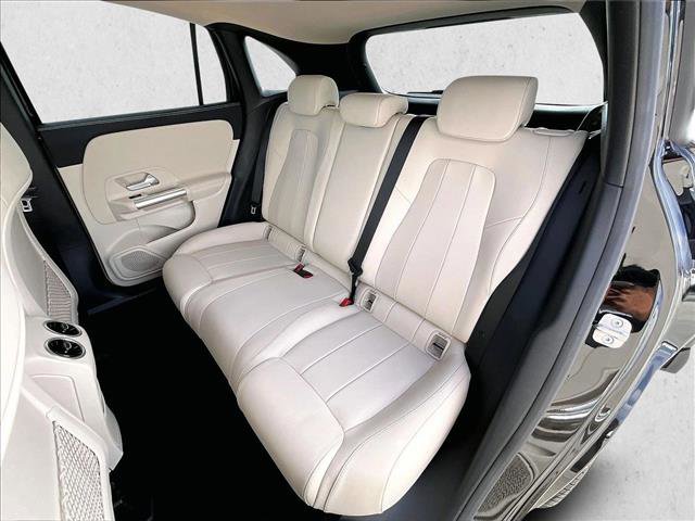 Used 2023 Mercedes-Benz GLA 250 4MATIC image 28