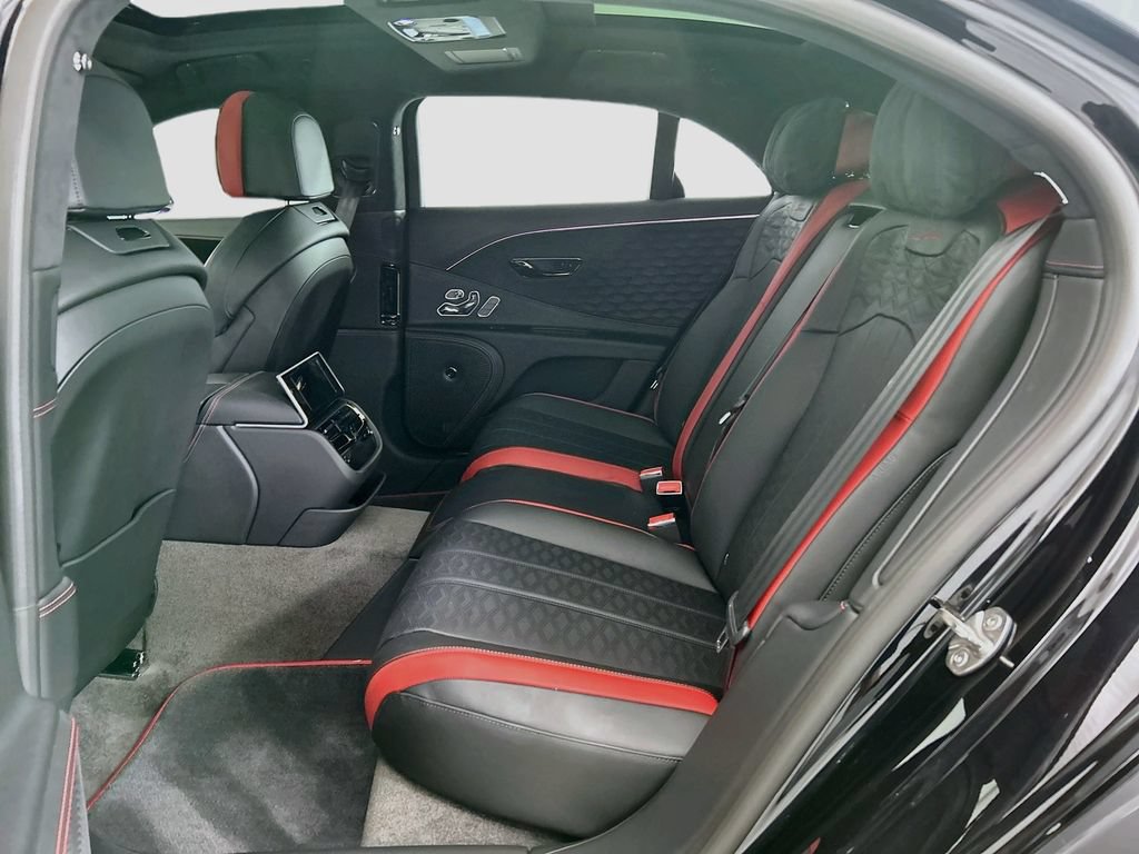 Used 2026 Bentley Flying Spur Plug-In Hybrid AWD/4WD image 20
