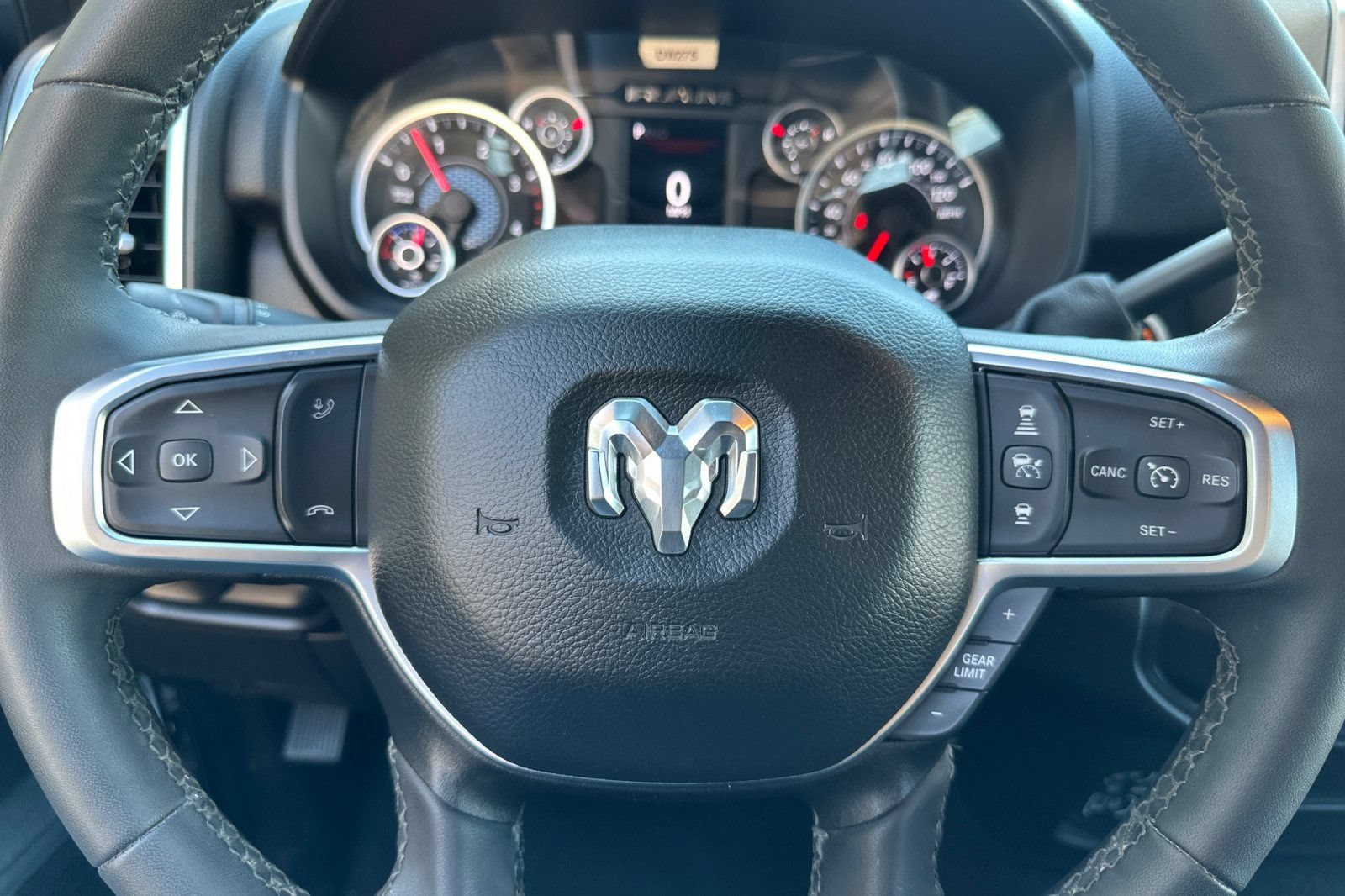 Used 2025 RAM 2500 Big Horn AWD/4WD image 23