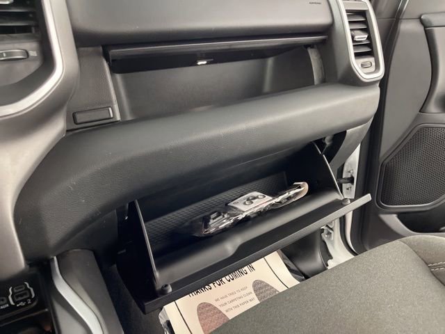 Used 2022 RAM 1500 Big Horn AWD/4WD image 41