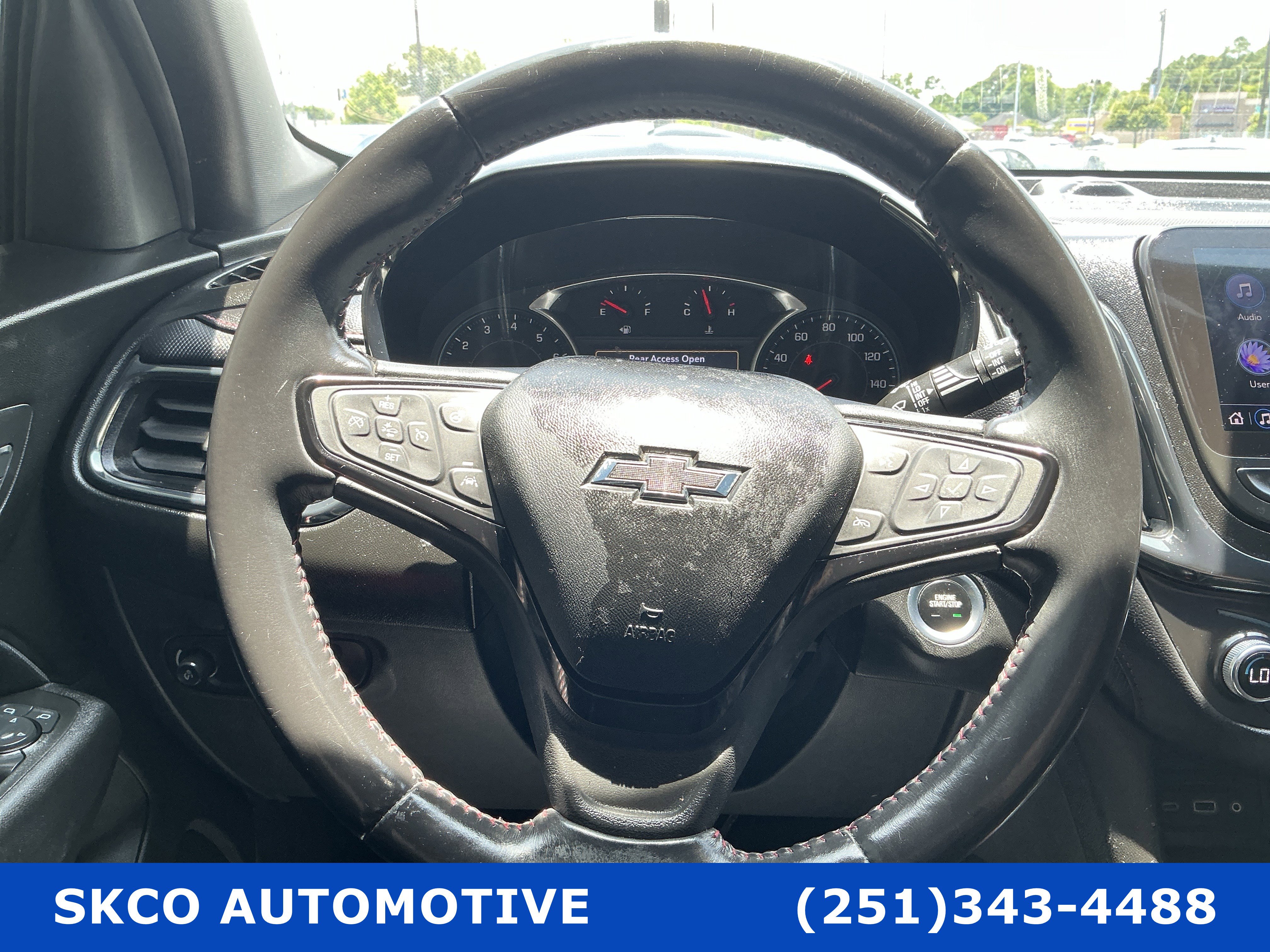 Used 2022 Chevrolet Equinox RS w/ RS Leather Package FWD image 18