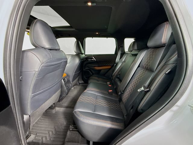 Used 2022 Mitsubishi Outlander SEL FWD image 25