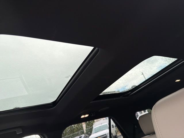 Used 2018 Ford Explorer Limited w/ Equipment Group 301A image 13