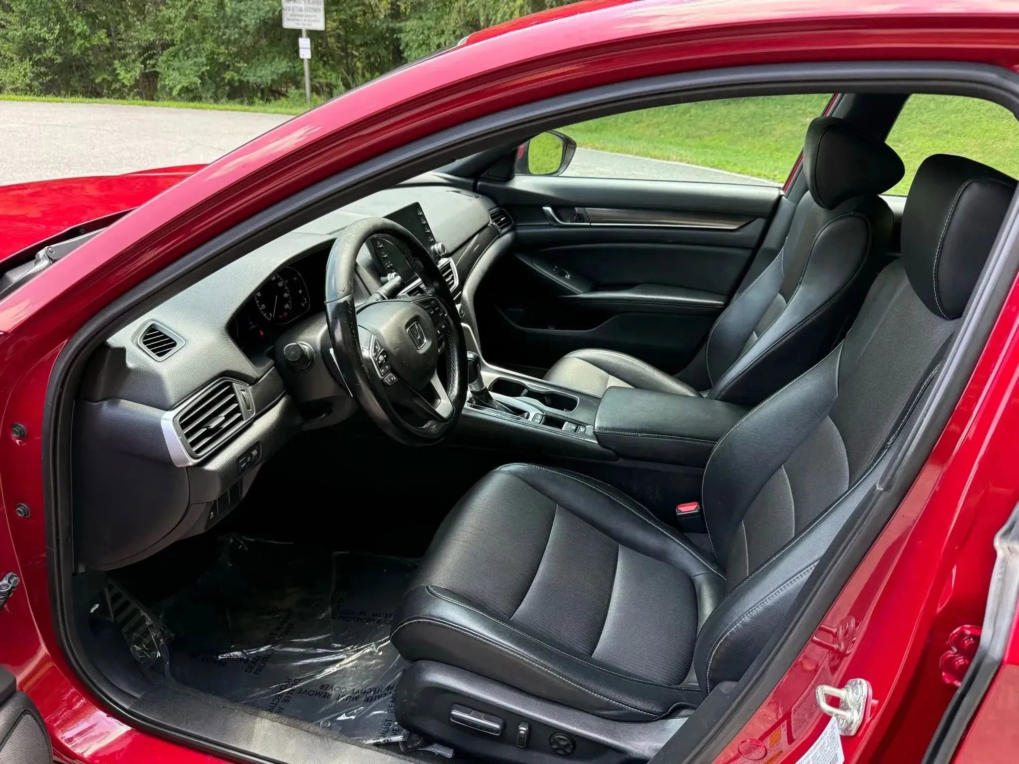 Used 2018 Honda Accord Sport image 22