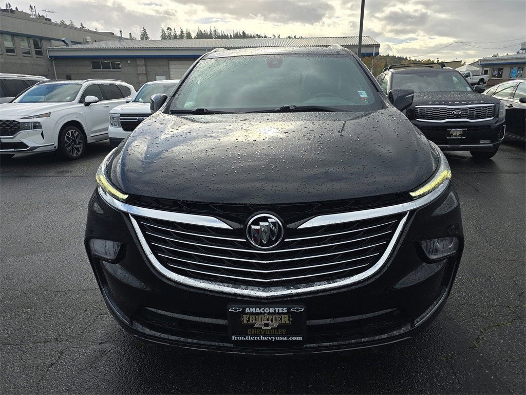 Used 2023 Buick Enclave Essence image 9