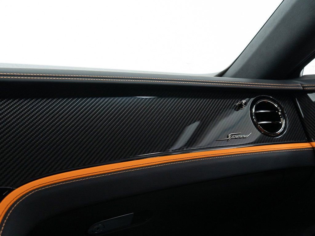 Used 2025 Bentley Flying Spur Plug-In Hybrid image 43